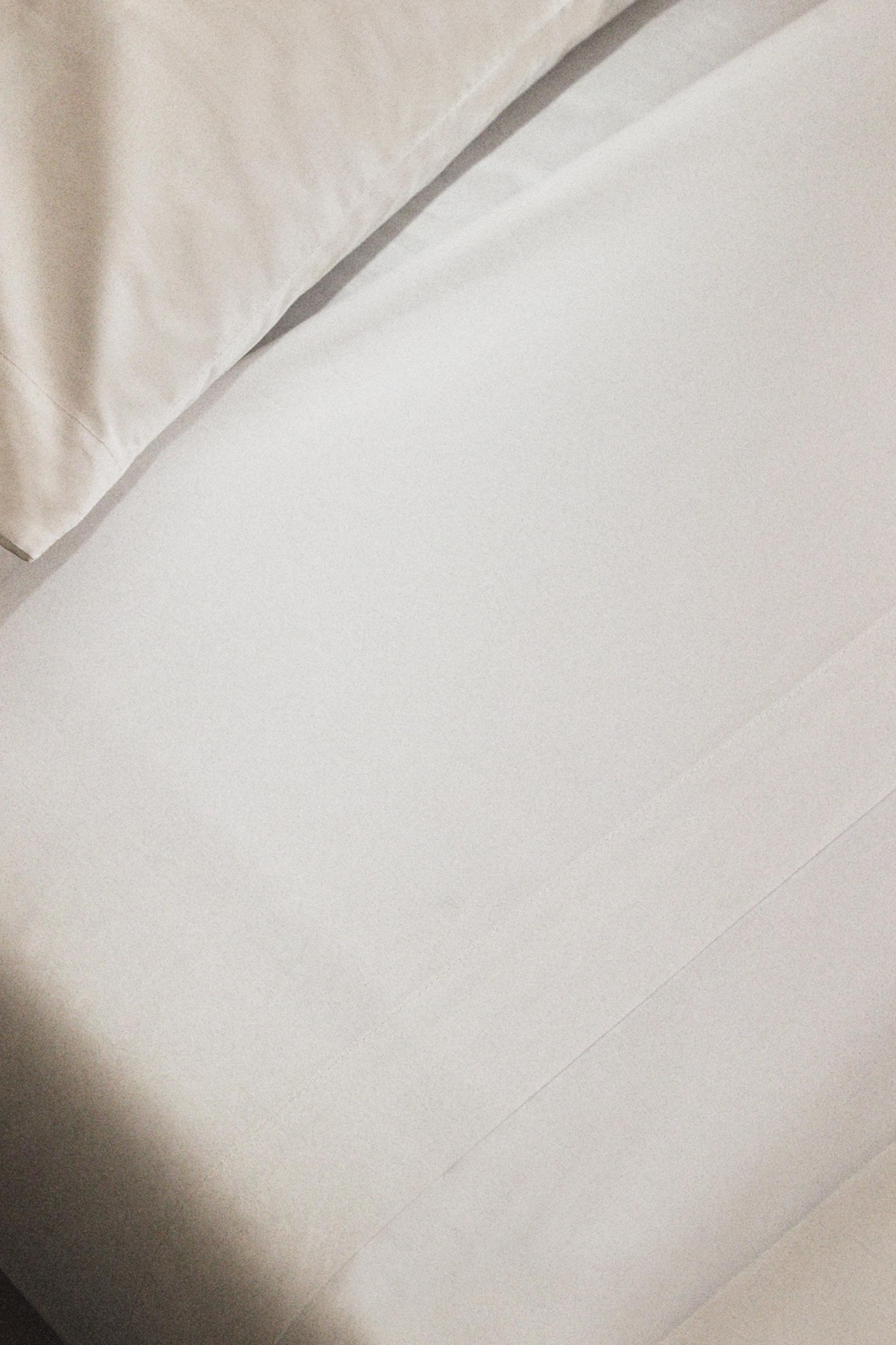 PERCALE COTTON FLAT SHEET WITH FLANGE (500 THREAD COUNT)